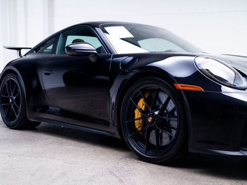 Used 2026 Porsche 911 Carrera GTS RWD image 2