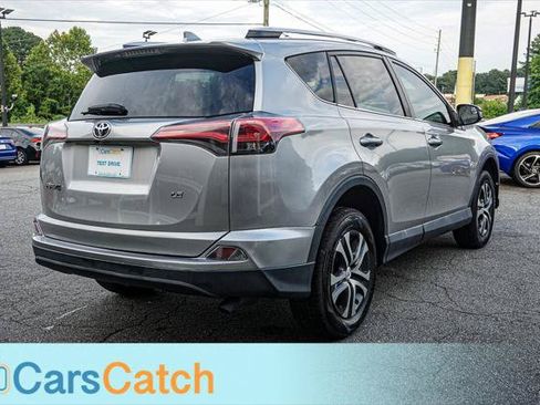 Used 2016 Toyota RAV4 LE FWD image 14