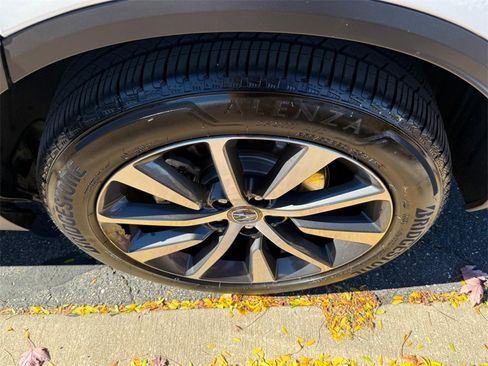 Certified 2025 Acura MDX w/ Technology Package image 7