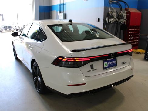 Used 2023 Honda Accord Sport image 38