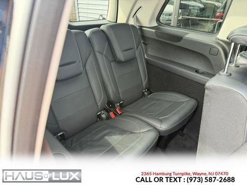 Used 2014 Mercedes-Benz GL 550 4MATIC w/ Driver Assistance Package image 14