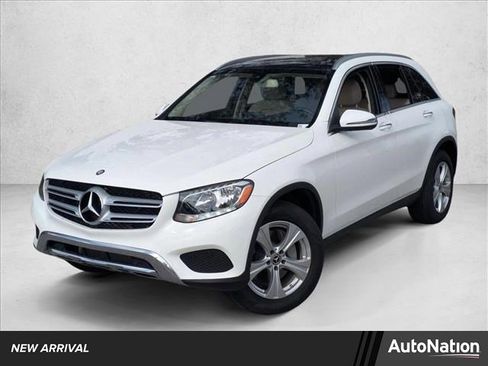 Used 2017 Mercedes-Benz GLC 300 image 1