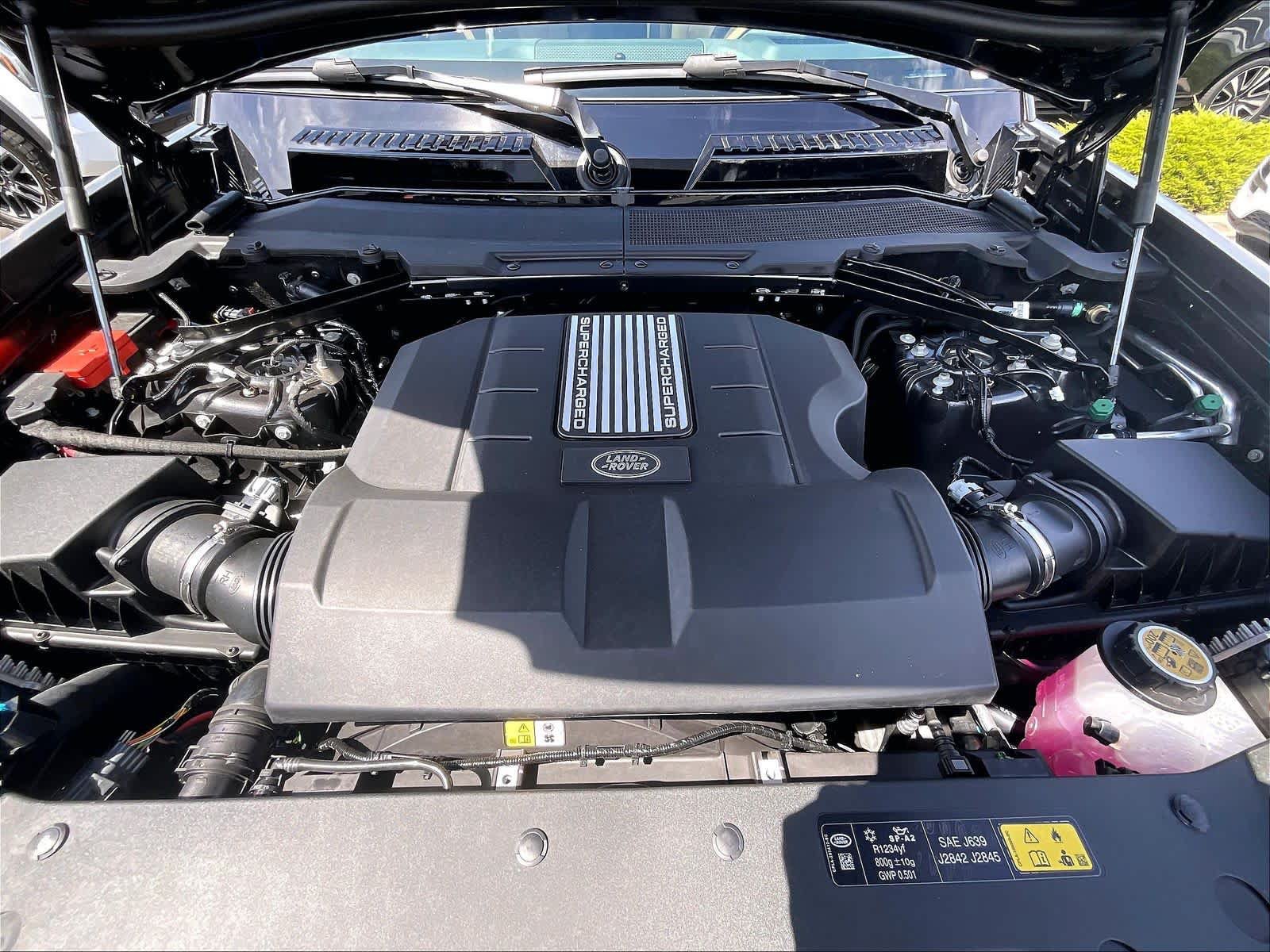 New 2026 Land Rover Defender 90 V8 AWD/4WD image 13