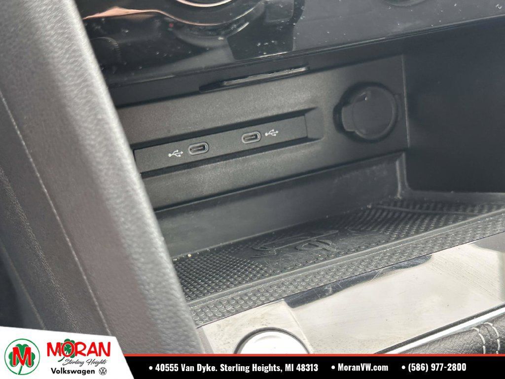Certified 2024 Volkswagen Taos SE AWD/4WD image 29