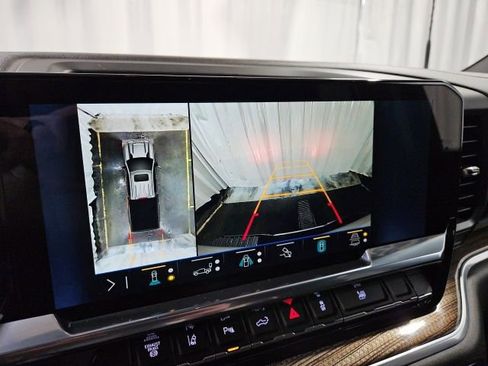 Certified 2025 Chevrolet Silverado 2500 LT w/ Safety Package image 29