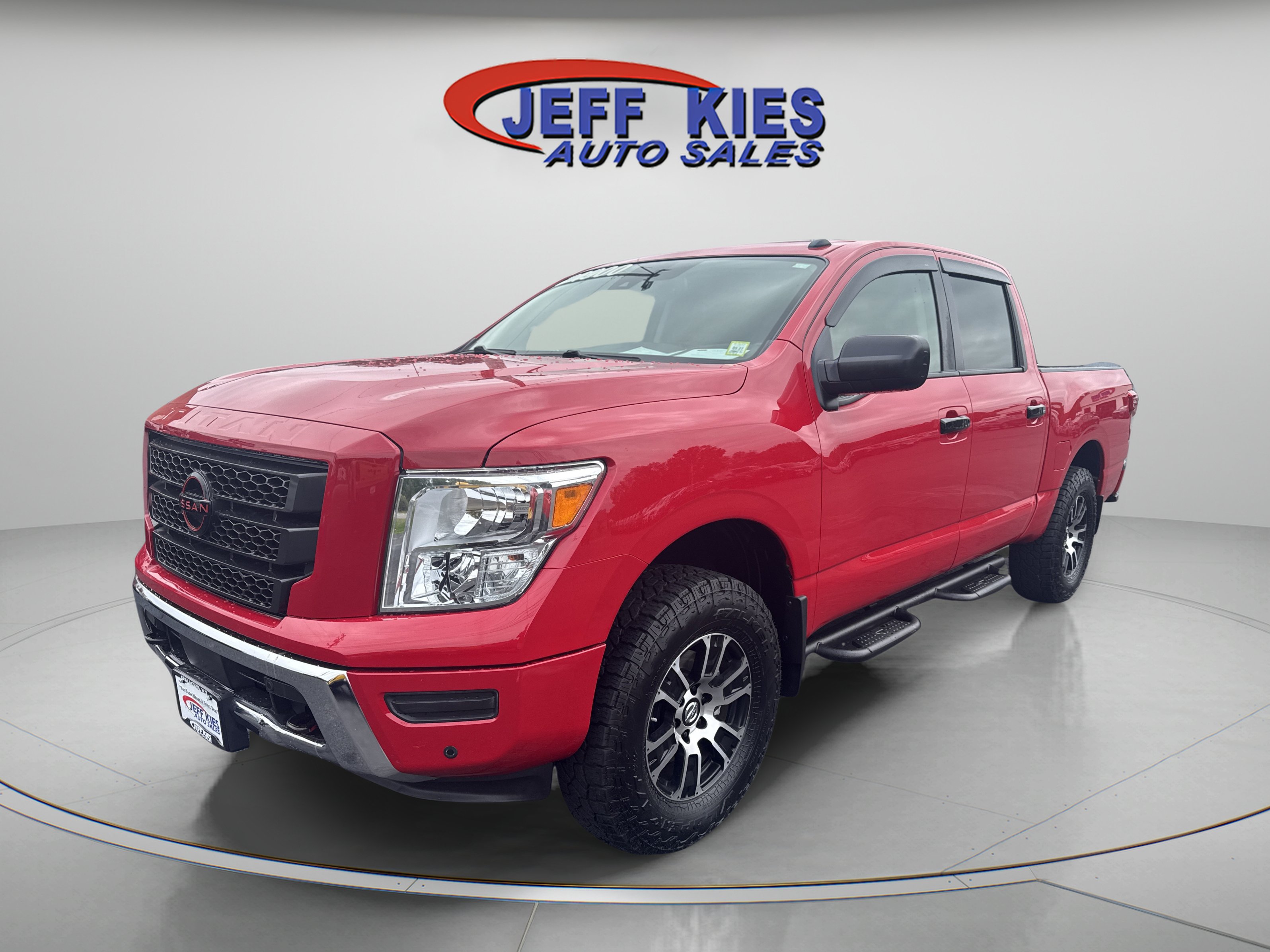 Used 2021 Nissan Titan SV w/ SV Convenience Package AWD/4WD image 1