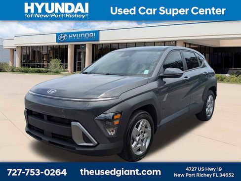 Used 2024 Hyundai Kona SE FWD image 1