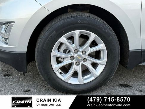 Used 2021 Chevrolet Equinox LS w/ LS Convenience Package FWD image 33