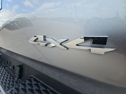 Used 2025 RAM 1500 Laramie w/ Sport Appearance Package image 15