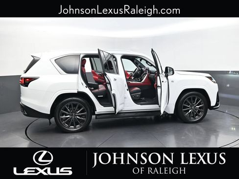 Used 2024 Lexus LX 600 F Sport AWD/4WD image 33