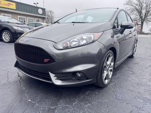 Used 2016 Ford Fiesta ST image 3