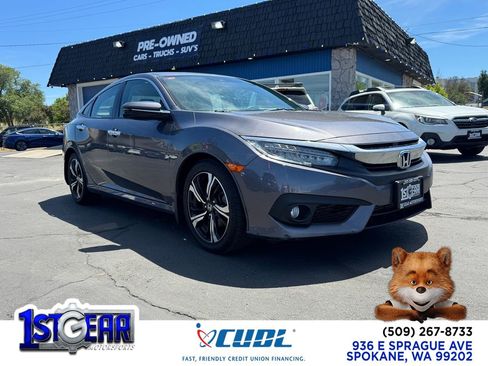 Used 2017 Honda Civic Touring image 1