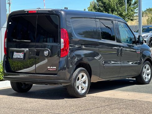 Used 2018 RAM ProMaster City SLT FWD image 4