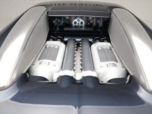 Used 2006 Bugatti Veyron image 29