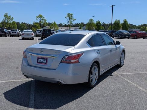 Used 2015 Nissan Altima 3.5 SL image 5