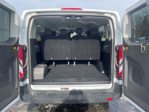 Used 2023 Ford Transit 350 XLT image 10