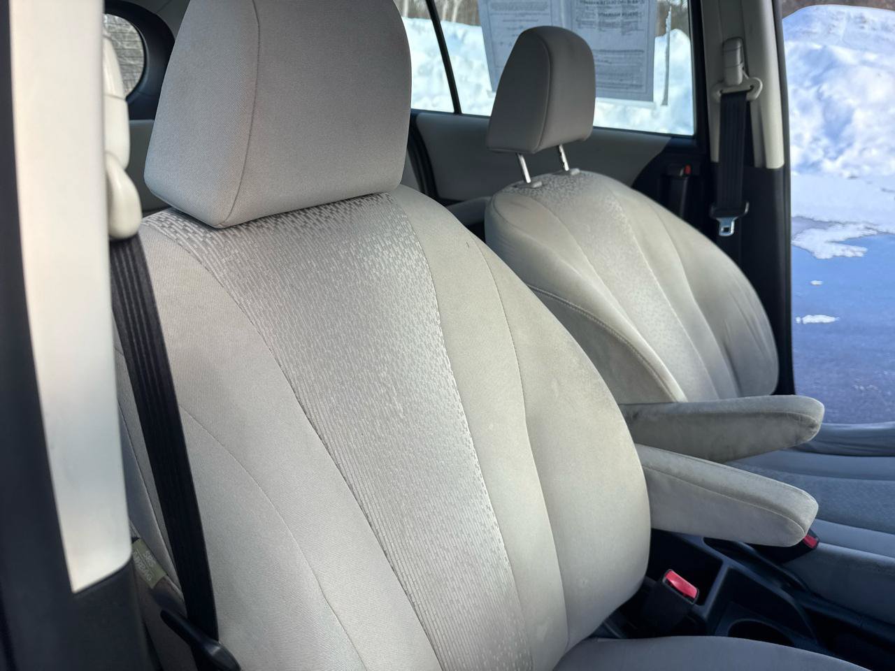 Used 2012 MAZDA MAZDA5 Sport FWD image 29