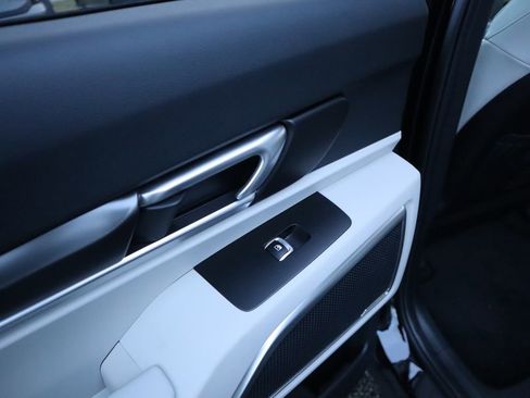 New 2025 Kia Telluride S image 12