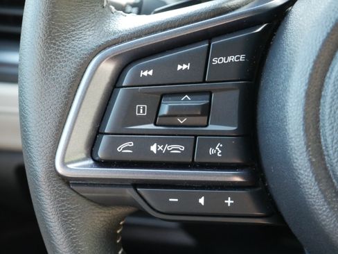 Used 2025 Subaru Forester Limited AWD/4WD image 26
