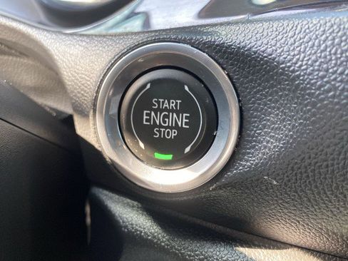 Used 2021 Buick Encore GX Select image 17