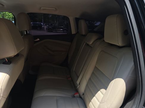Used 2017 Ford Escape Titanium FWD image 14