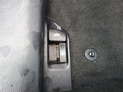 Used 2024 Toyota Corolla LE image 22