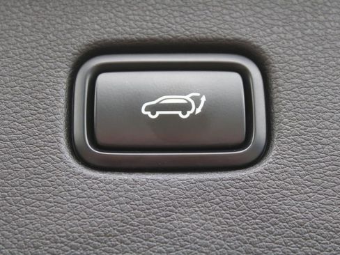 Certified 2023 Kia Sportage X-Line w/ X-Line Premium Package image 11