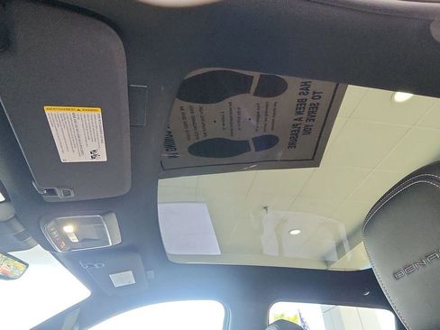 Certified 2025 GMC Sierra EV Denali image 18