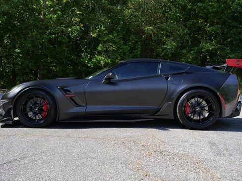 Used 2017 Chevrolet Corvette Grand Sport RWD image 6