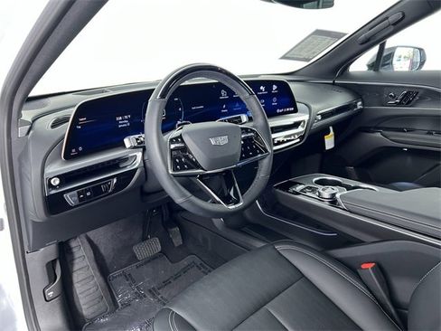 Used 2026 Cadillac Lyriq Sport image 10