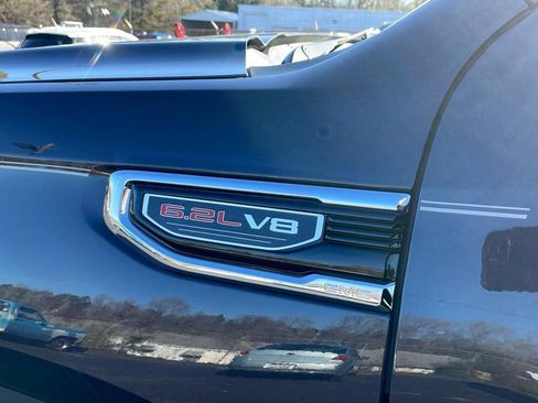 Certified 2022 GMC Sierra 1500 SLT w/ SLT Premium Package image 9