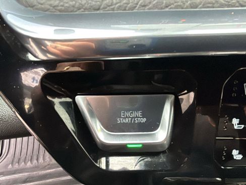 Used 2024 GMC Sierra 1500 Denali w/ Technology Package image 14