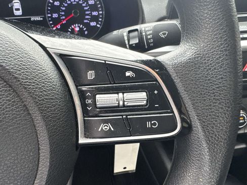 Used 2023 Kia Forte LXS w/ LXS Technology Package FWD image 20