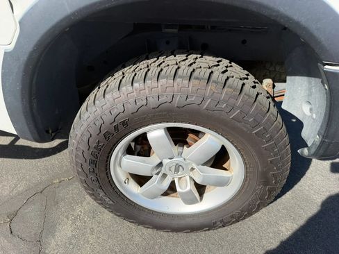 Used 2012 Nissan Titan SV AWD/4WD image 33