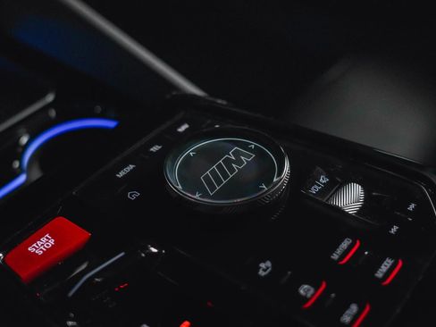 Used 2026 BMW M5 w/ Carbon Package image 62