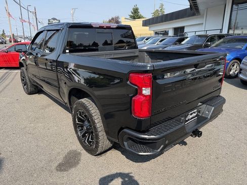 Used 2019 Chevrolet Silverado 1500 High Country w/ High Country Premium Package AWD/4WD image 3