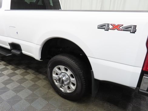 Used 2024 Ford F350 XLT image 38