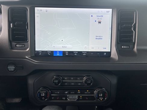 New 2026 Ford Bronco Badlands AWD/4WD image 3