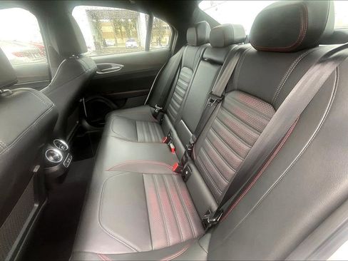 New 2025 Alfa Romeo Giulia AWD w/ Driving Assist Package image 9