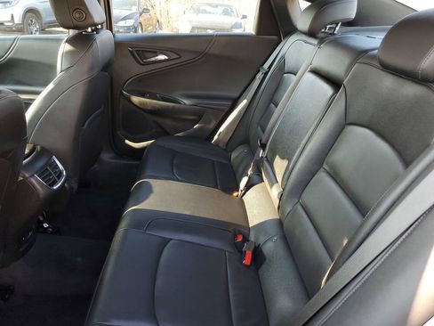 Used 2024 Chevrolet Malibu LT image 24