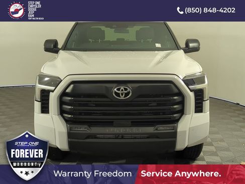 Used 2025 Toyota Tundra SR5 w/ SR5 Convenience Package AWD/4WD image 9