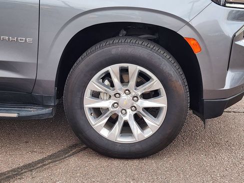 Used 2021 Chevrolet Tahoe Premier w/ Premium Package AWD/4WD image 30