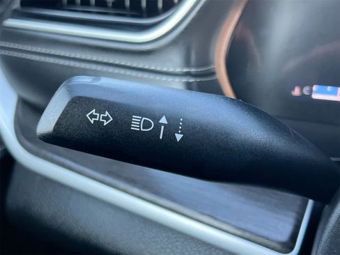 Used 2024 Jeep Grand Cherokee Limited image 26