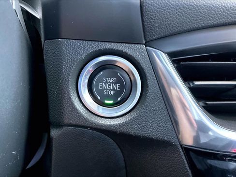 Used 2024 Buick Encore GX Sport Touring FWD image 32