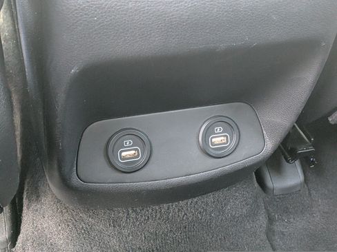 Used 2023 Hyundai Santa Fe SEL w/ Premium Package FWD image 13