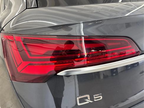 Used 2021 Audi Q5 2.0T Premium Plus w/ Premium Plus Package AWD/4WD image 33
