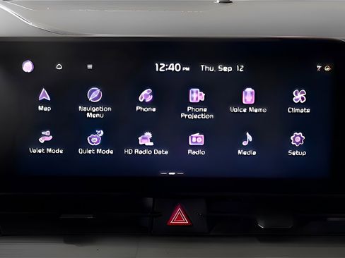 Certified 2024 Kia Sportage EX image 24