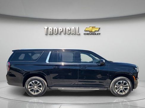 New 2026 Chevrolet Suburban LT w/ Comfort Package RWD image 6