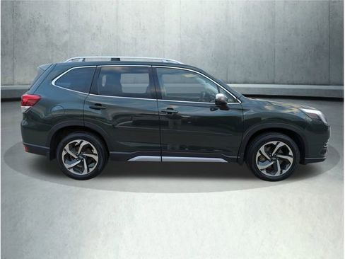 Used 2023 Subaru Forester Touring image 7
