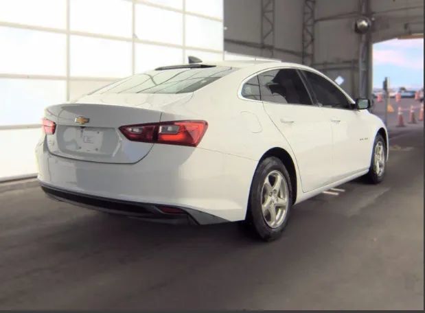 Used 2017 Chevrolet Malibu LS FWD image 2